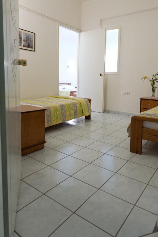 Alex Hotel Tripoli Pokoj fotografie