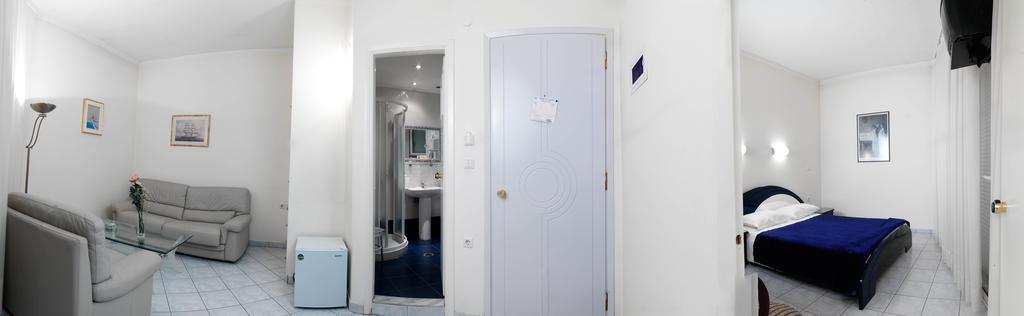 Alex Hotel Tripoli Exteriér fotografie