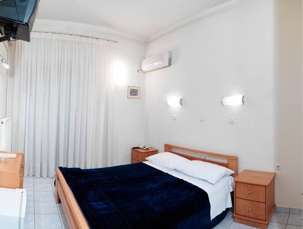 Alex Hotel Tripoli Pokoj fotografie